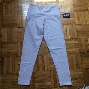 Onzie white patterned leggings